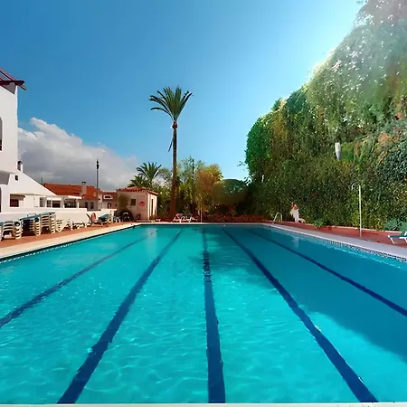 A 5 Min De Puerto Banus Marbella